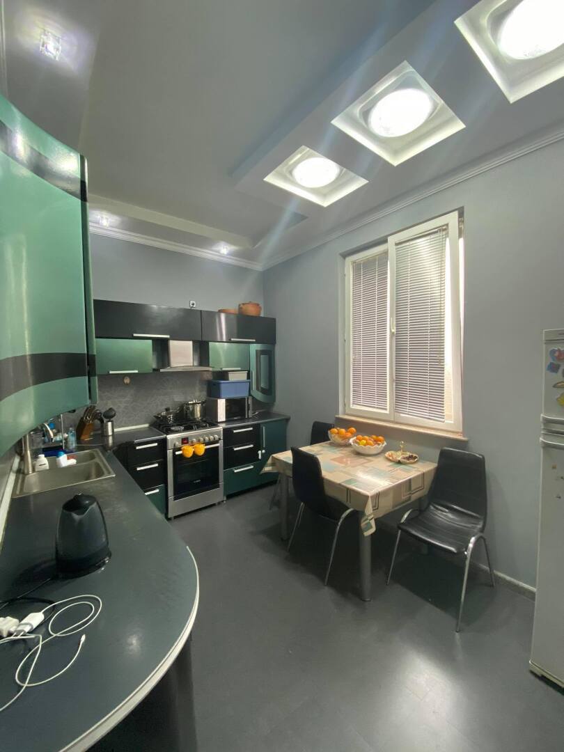 36 000 $ за 12 месяцев, Батуми, наём дома 300 кв.м., 3 км от моря