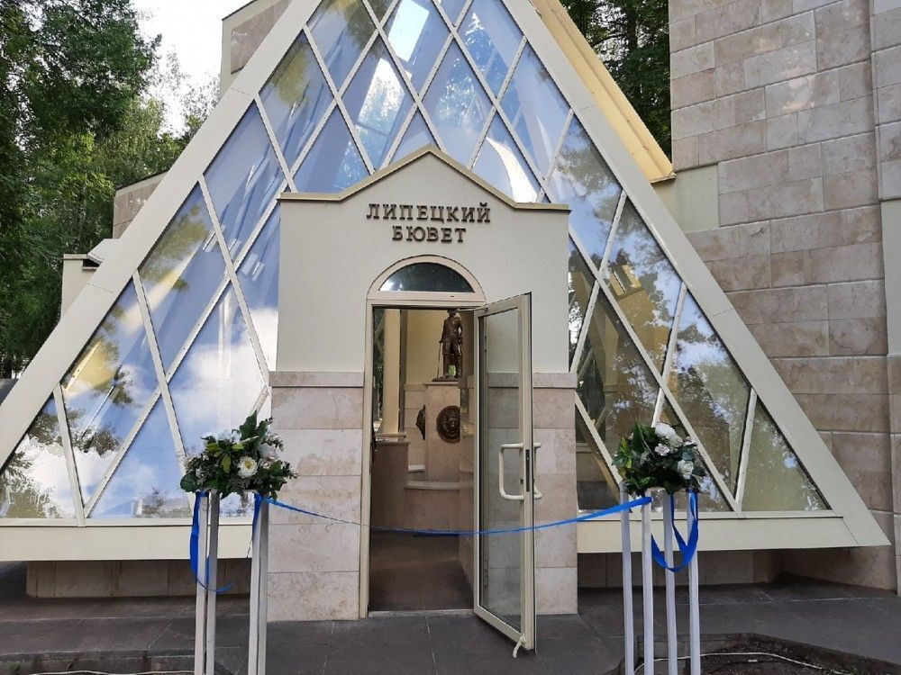 МРОТ – размер или величина? Прожиточный минимум – увеличение или повышение? По предложениям Правительства РФ или по решению Президента России?