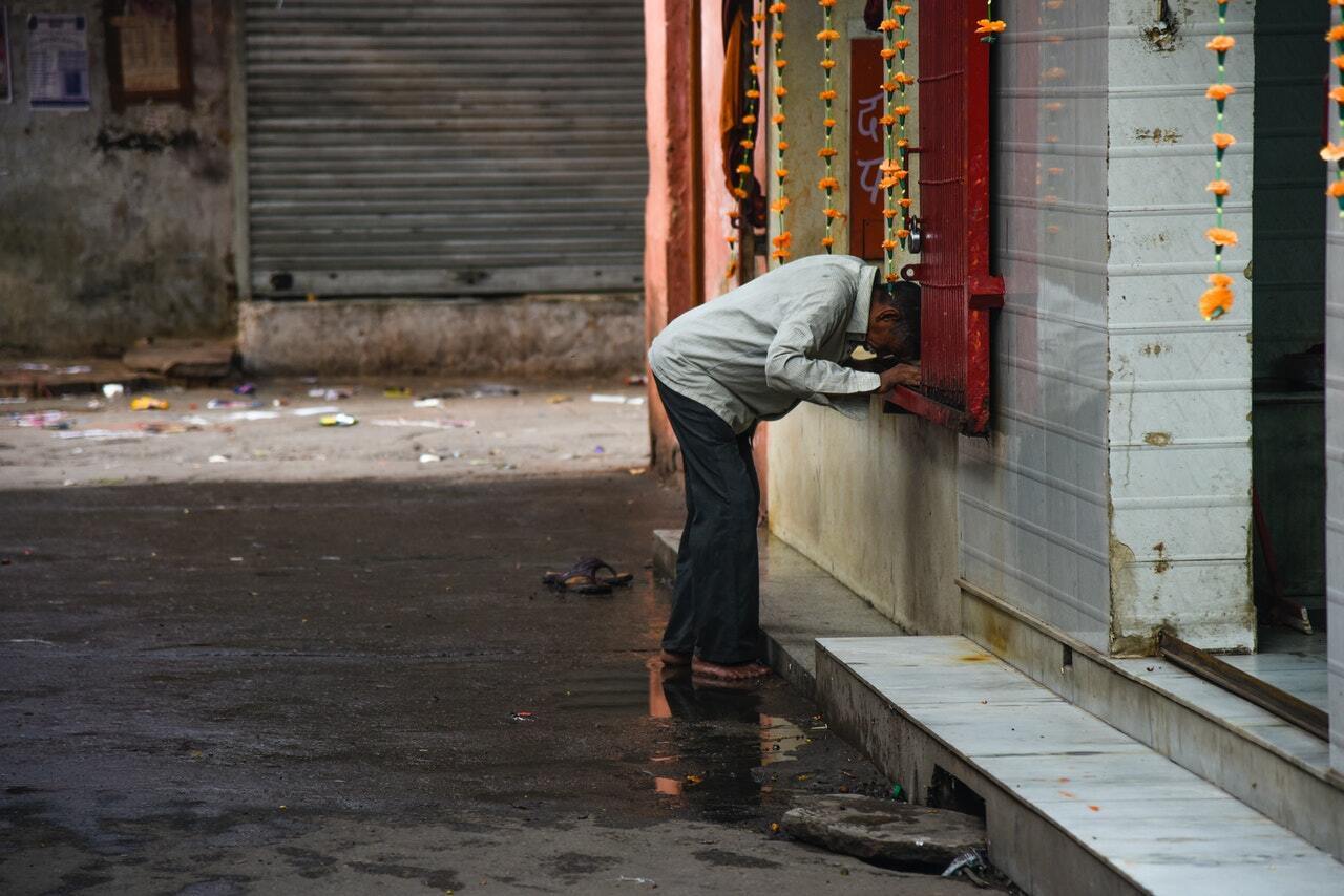 Сажают же ездунов, сажают...