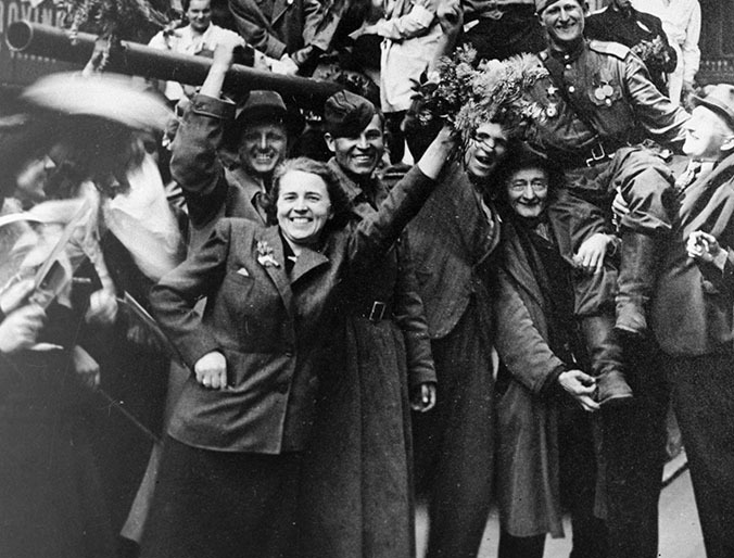 Пражская операция 1945 года. 12 мая завершилась "Пражская освободительная операция"