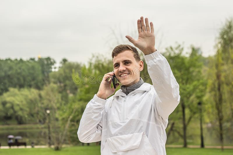 Одних любим, а других замуж берём...