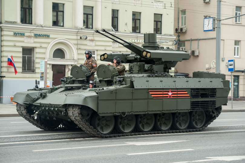 Российская армия применила на Украине «Терминаторы»: какую технологию США используют для уничтожения Украины