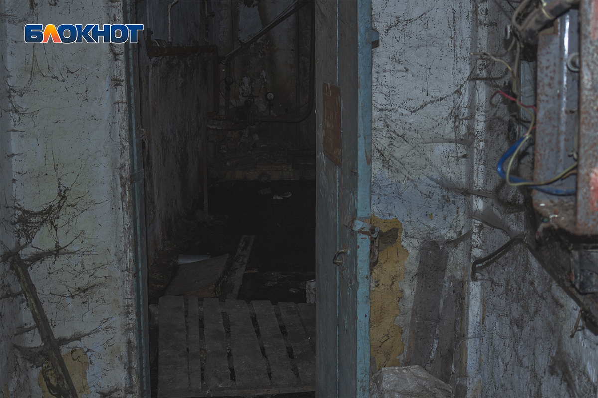 Воронеж, дом построенный 75 лет назад не хотят ремонтировать