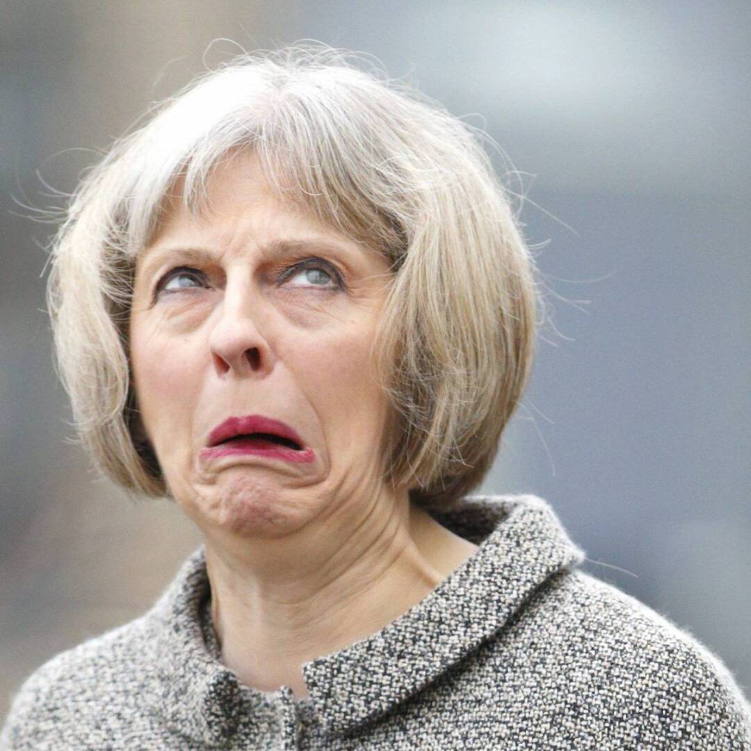 Безумие англо - саксонской расы как следствие разрыва цепи в главном контуре ультрафазатрона.