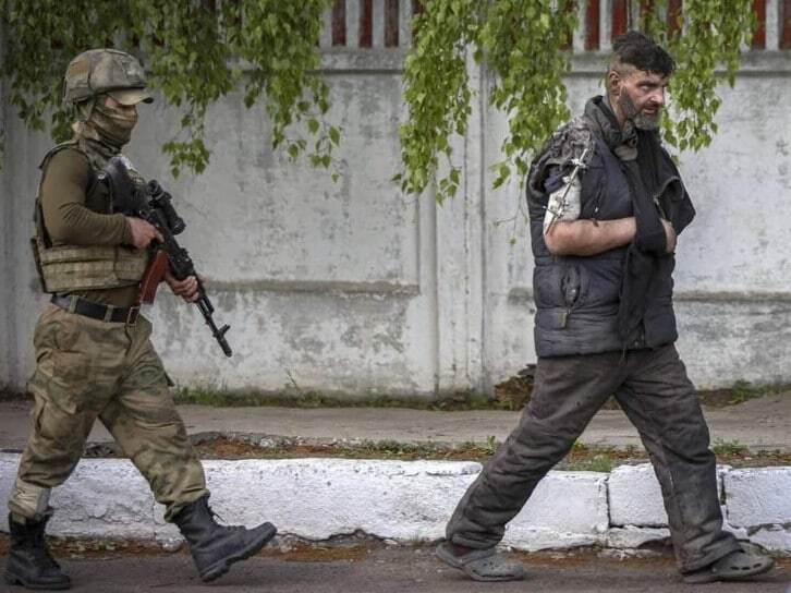 Украинские информационные чебурашки уже вторые сутки исходят всеми своими эпистолярными легендарностям...