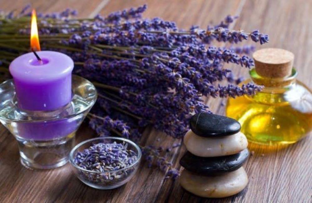 Ароматерапия. Лучшие домашние процедуры для поддержания тела и разума.