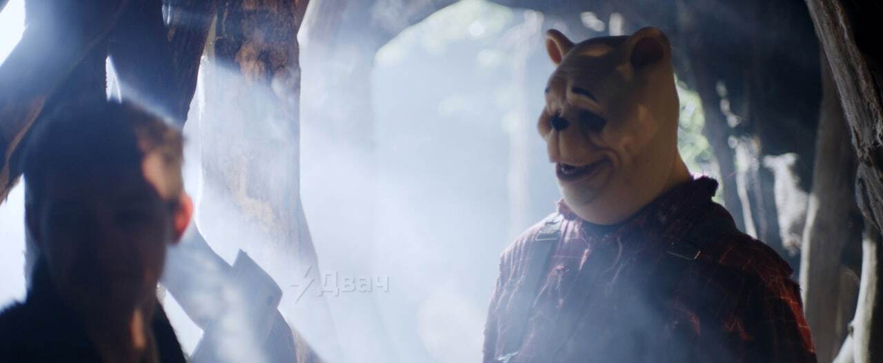 В сети нашли кадры предстоящего низкобюджетного хоррора по «Винни-Пуху»