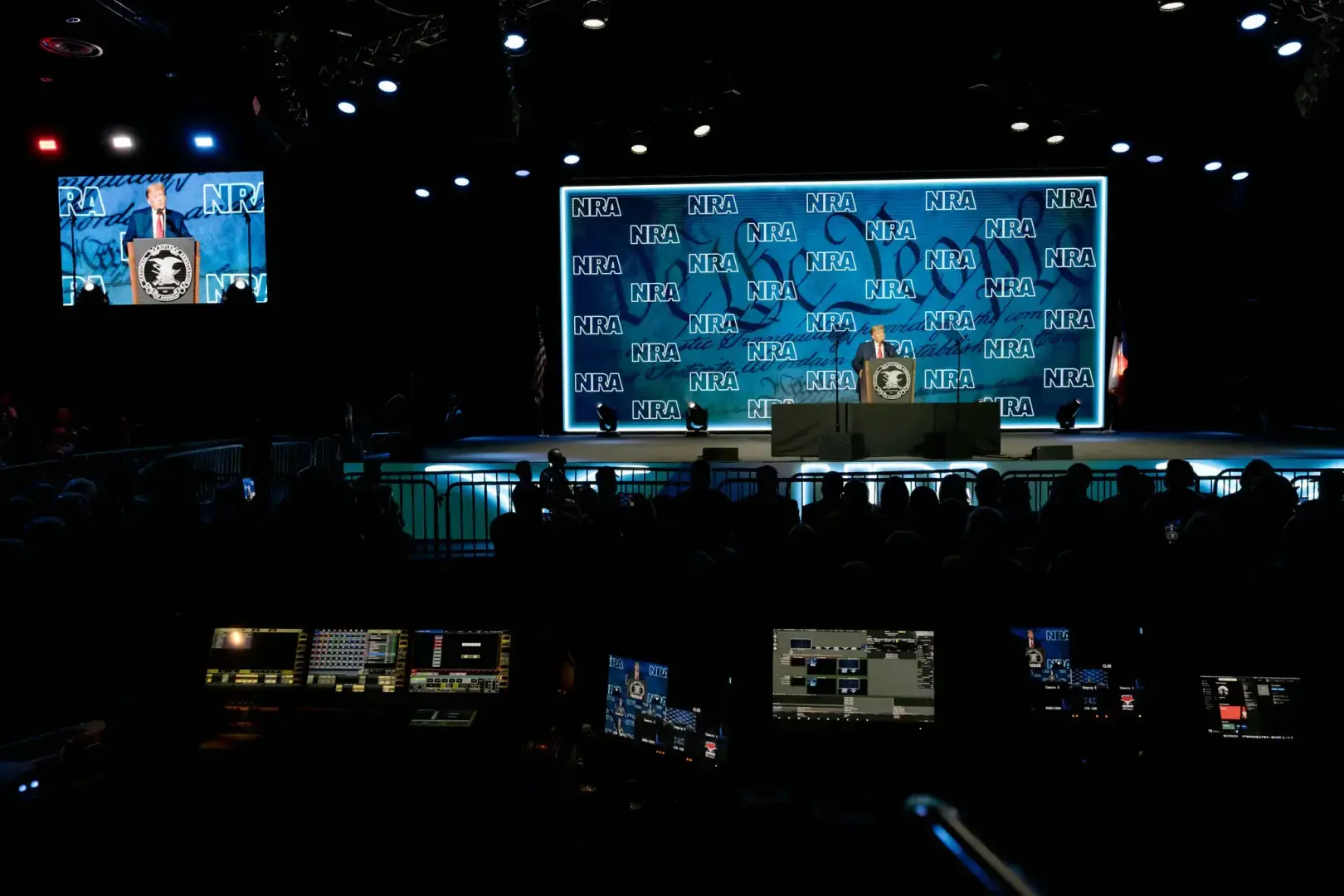 На съезде N.R.A. вина лежит на "зле", а не на оружии.