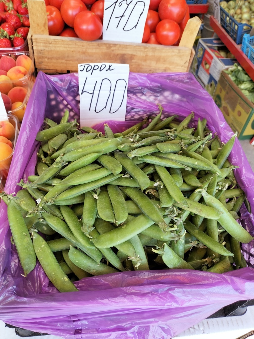 Неожиданный сюрприз. Значительное снижение цен в Крыму на овощи и клубнику. В чем причина снижения цен? Фото и цены с рынка