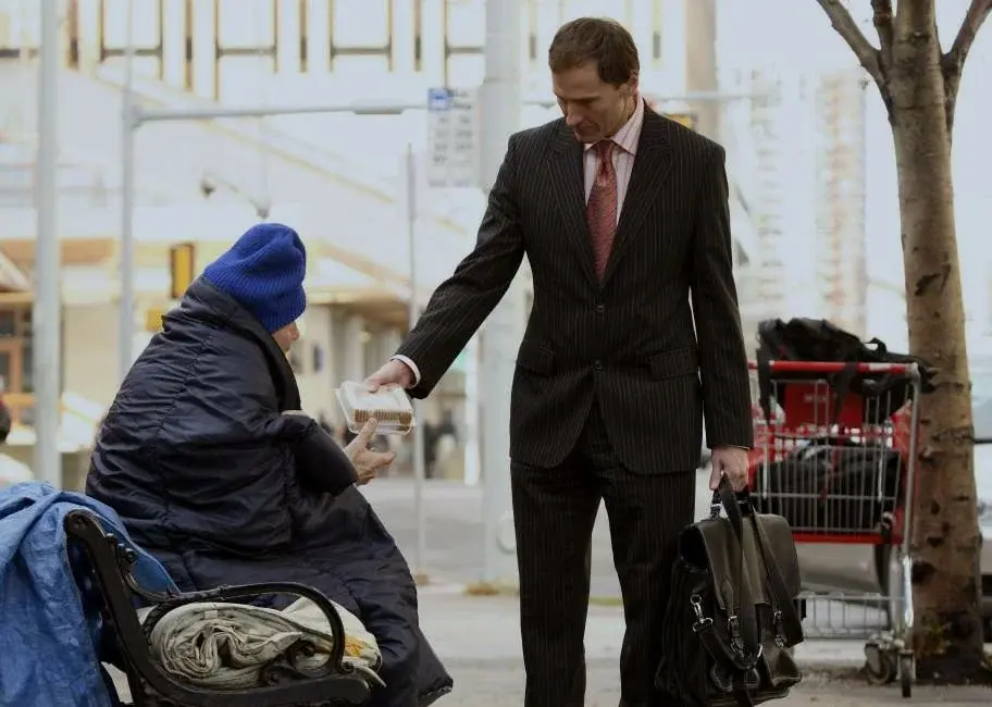 Доход: почему разрыв доходов бедных и богатых граждан составил разницу в 8,6 раз?