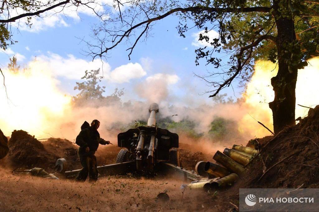 📸Кадры работы артиллерии ЛНР в районе Попасной💣