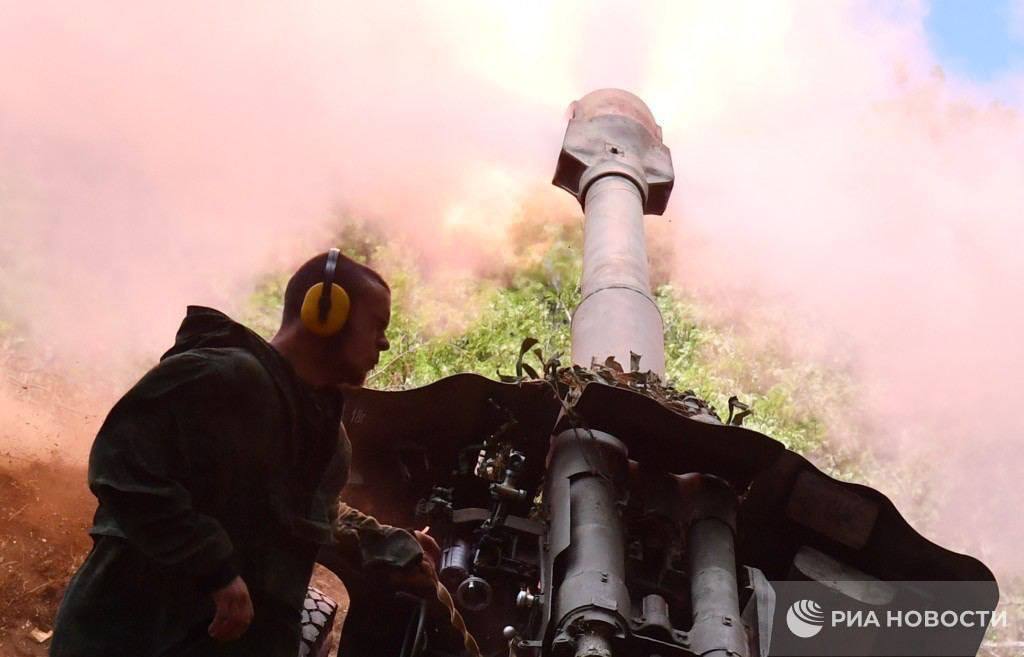 📸Кадры работы артиллерии ЛНР в районе Попасной💣