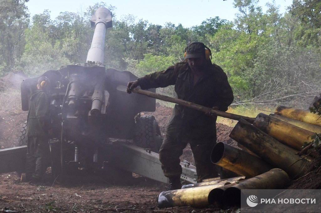 📸Кадры работы артиллерии ЛНР в районе Попасной💣