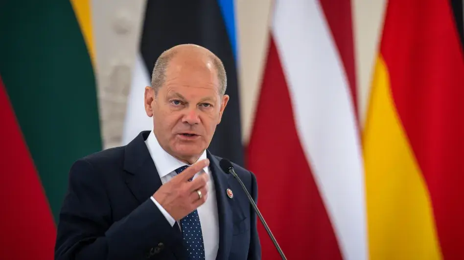 Во время визита в Литву Шольц защищает телефонные разговоры с Путиным