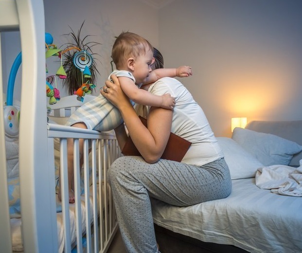 Ребенка выкинут на улицу?