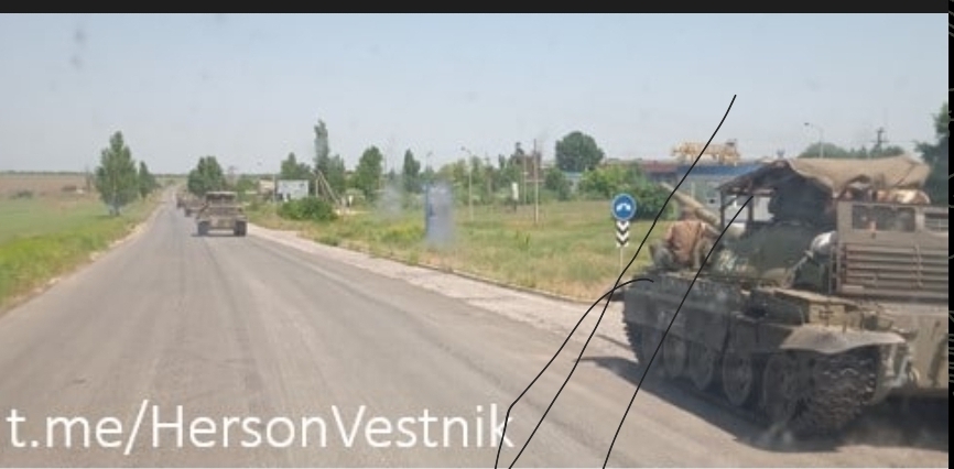 Готовится что-то серьёзное: российская бронетехника идёт в сторону Николаева