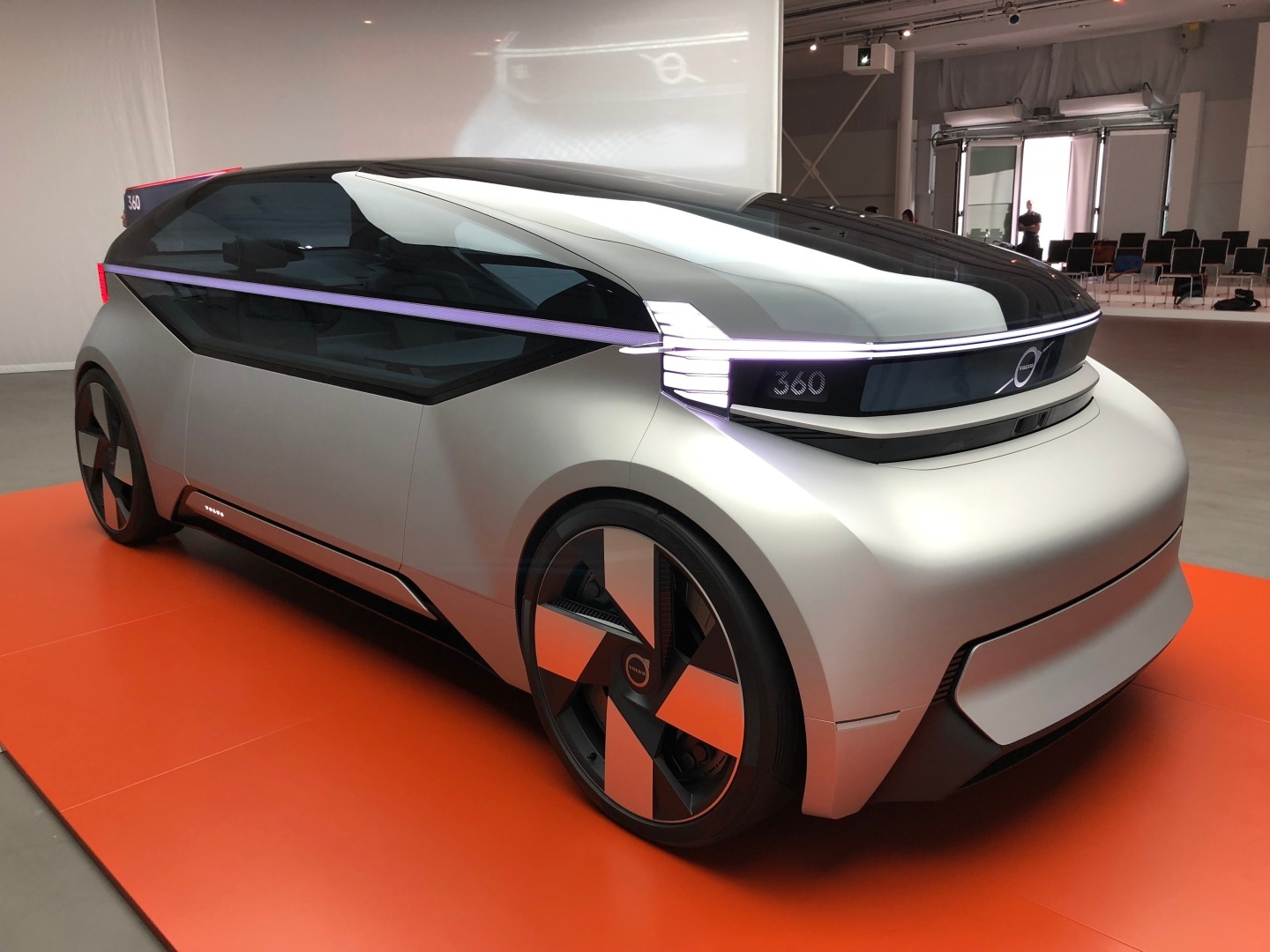 Беспилотники на дорогах. Как это работает?