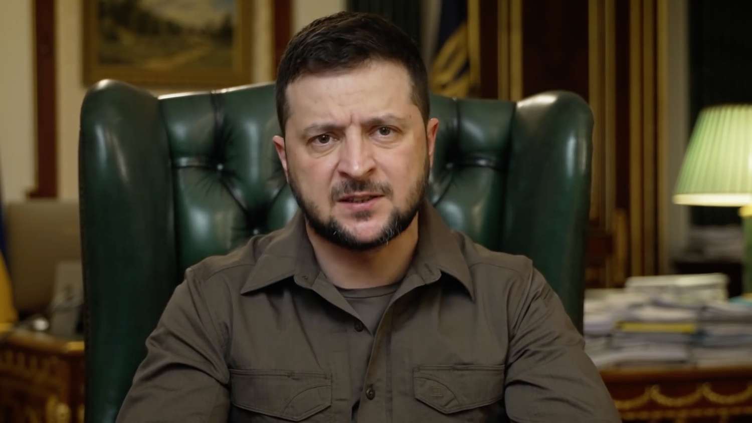 Нет неразрешимых проблем, есть неприятные решения.