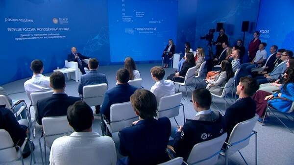 Маркс — Ленин — Сталин. Кто следующий?