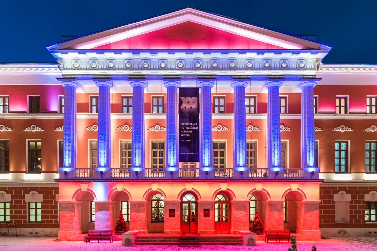 Одно из главных событий Дня России. Открытие масштабного выставочного проекта «Страна великих свершений. #Россиюнеотменить»!