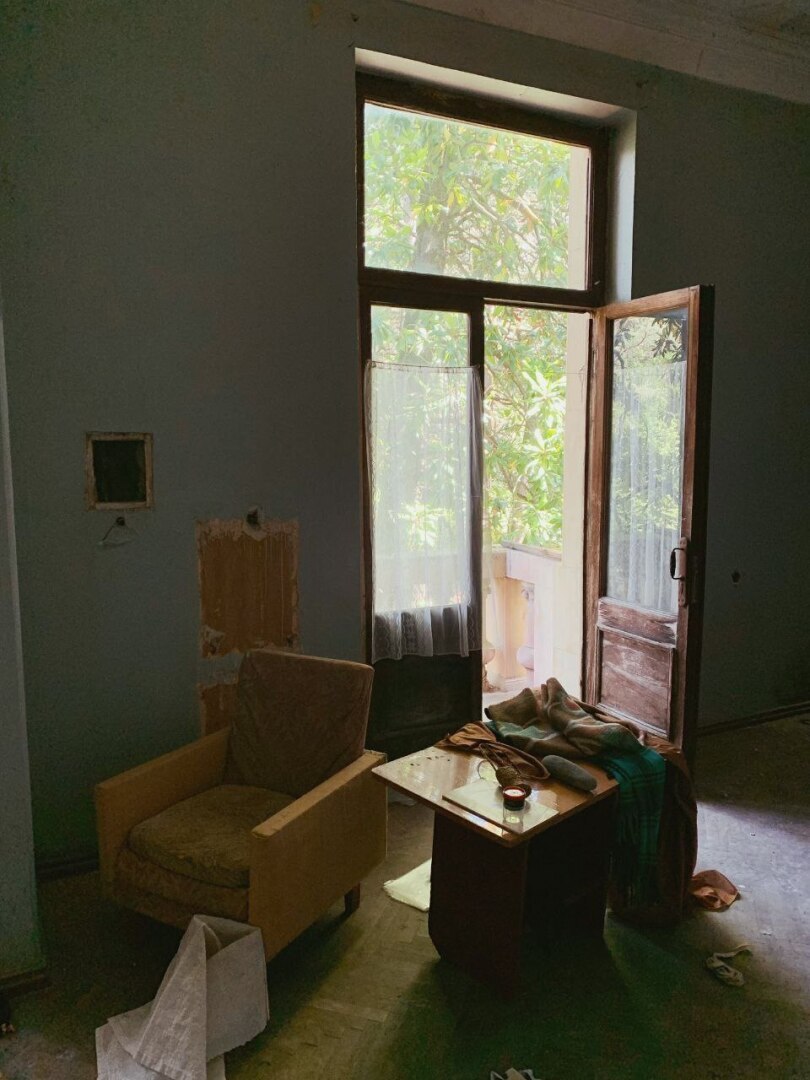 Сказочная жизнь в Грузии, наконец то! Не то что в бедной России🌚