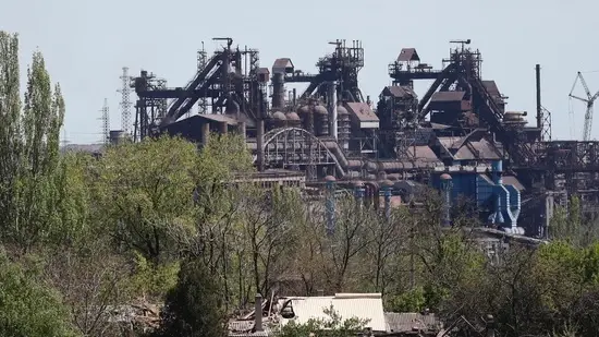 Ожидает ли завод «Азот» сценарий Мариуполя: Какие ещё заводы Украины могут стать новым укрытием для военных ВСУ, а какие - под контролем России?