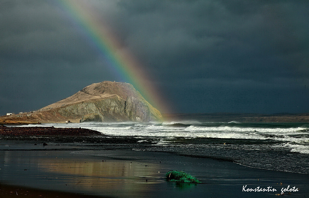 Камчатка - удивительный край нашей бескрайней страны. А не махнуть ли нам этим летом туда?