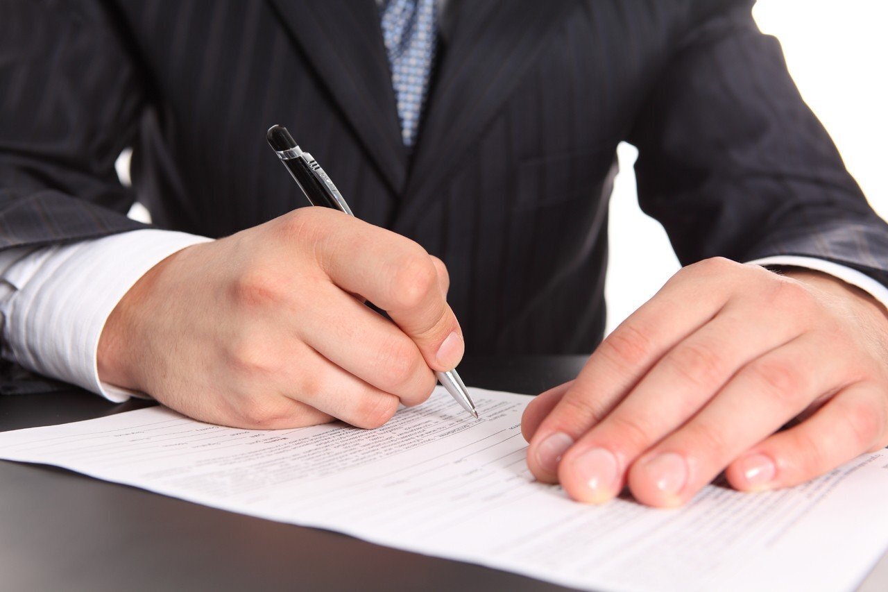 Приставы не оставили инвалиду прожиточного минимума при взыскании