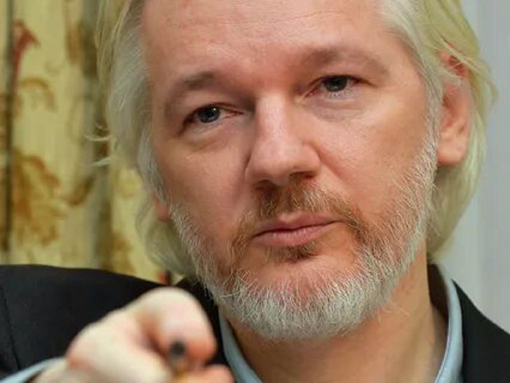 Самый "гуманный и справедливый" суд США ждет Ассанжа