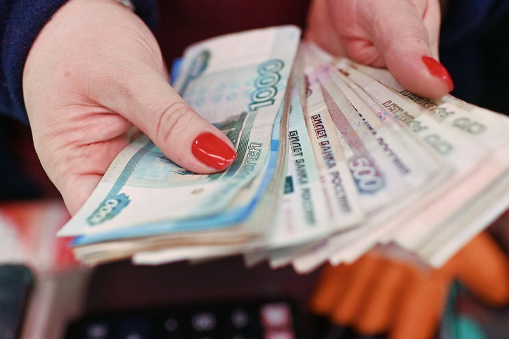 Повышение пенсий с 1 июля 2022: кому из пенсионеров выплатят по 10000 рублей, кому вновь проиндексируют пенсии летом 2022? Все доплаты и прибавки