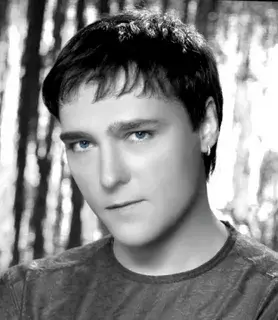 Сегодня не стало легенды 80х-90х гг.. солиста группы "Ласковый Май". Умер Юрий Шатунов.