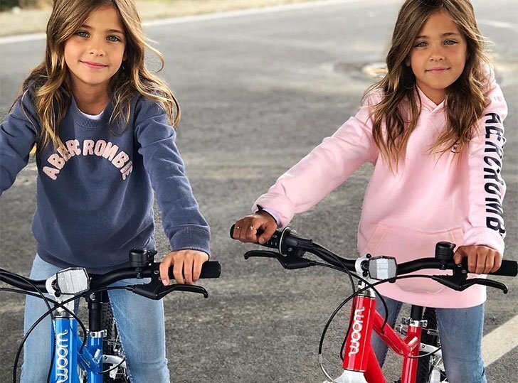 Пара родила прекрасных близнецов, посмотрите, чем они занимаются сейчас.