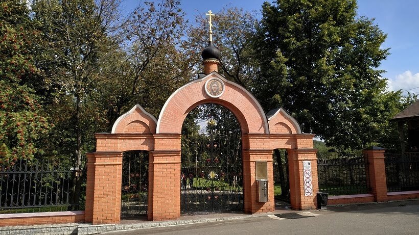 Лесные тропы, святой источник и усадьбы: куда отправиться в поход по Подмосковью