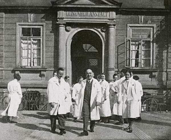 Суп из обыкновенного овоща спас тысячи маленьких жизней. Гениальное открытие Эрнеста Моро