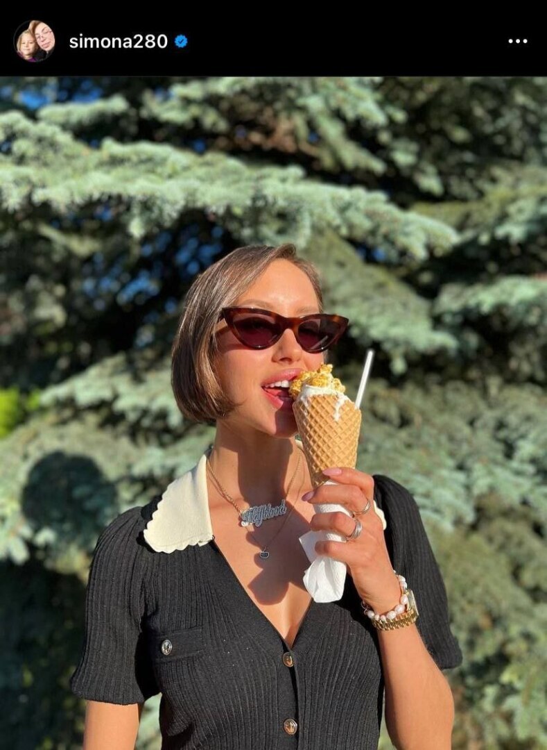 Светская хроника из жизни звёзд.