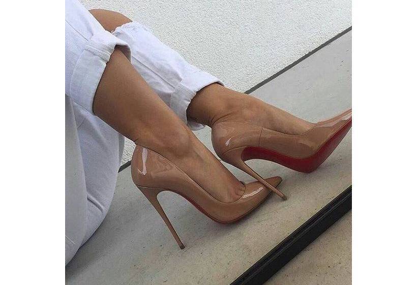 Можно ли ходить по музею на шпильках?