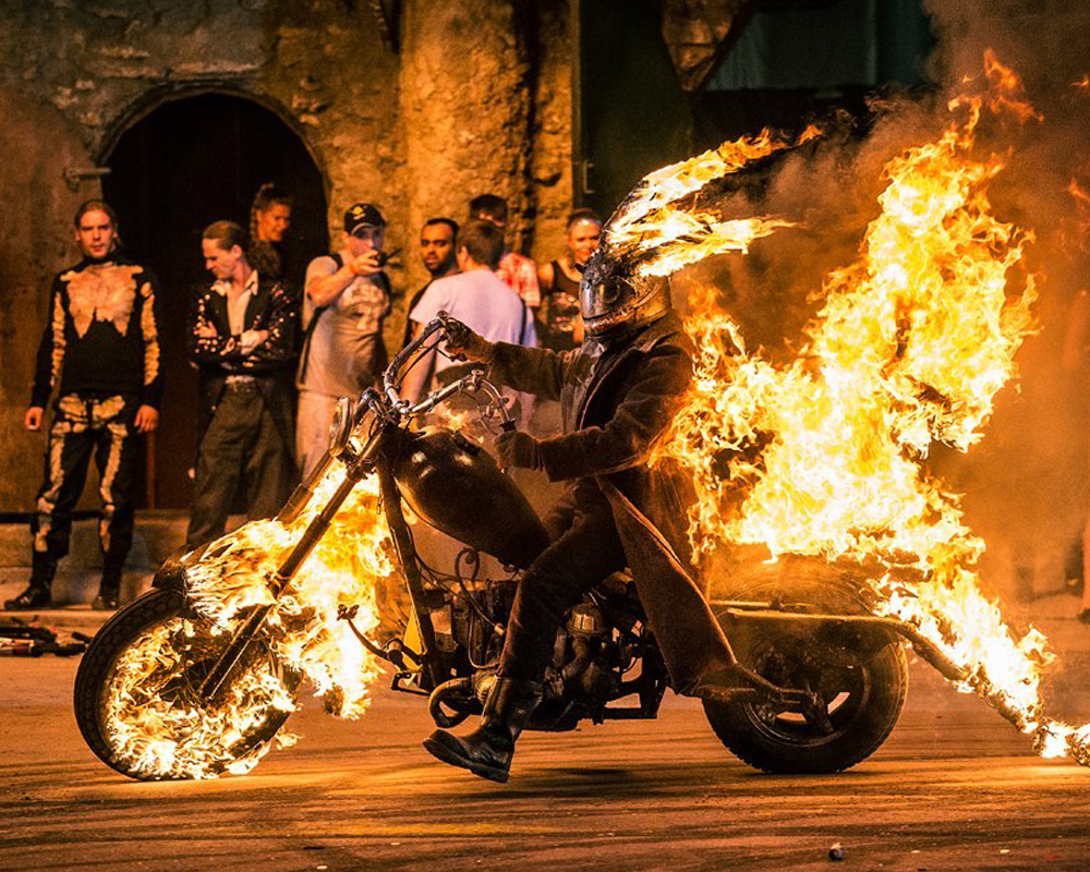 Культовые современные фильмы никогда не обходились без киношных трюков . Но еще 100 лет назад режиссеры экспериментировали со спецэффектами.