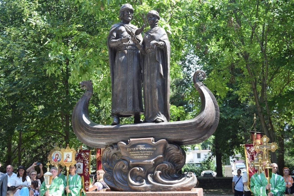 Что празднуется в России 8 июля и считается ли этот день выходным?