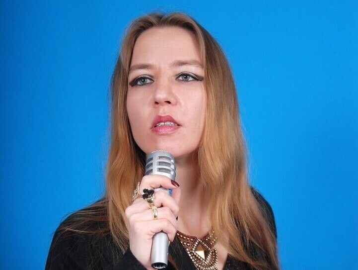 "Профессиональная секс-работница"-будущий депутат муниципалитета.