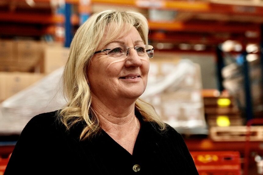 Безработица снизилась до 3, 5%, при этом в июне было добавлено почти 90 000 рабочих мест.