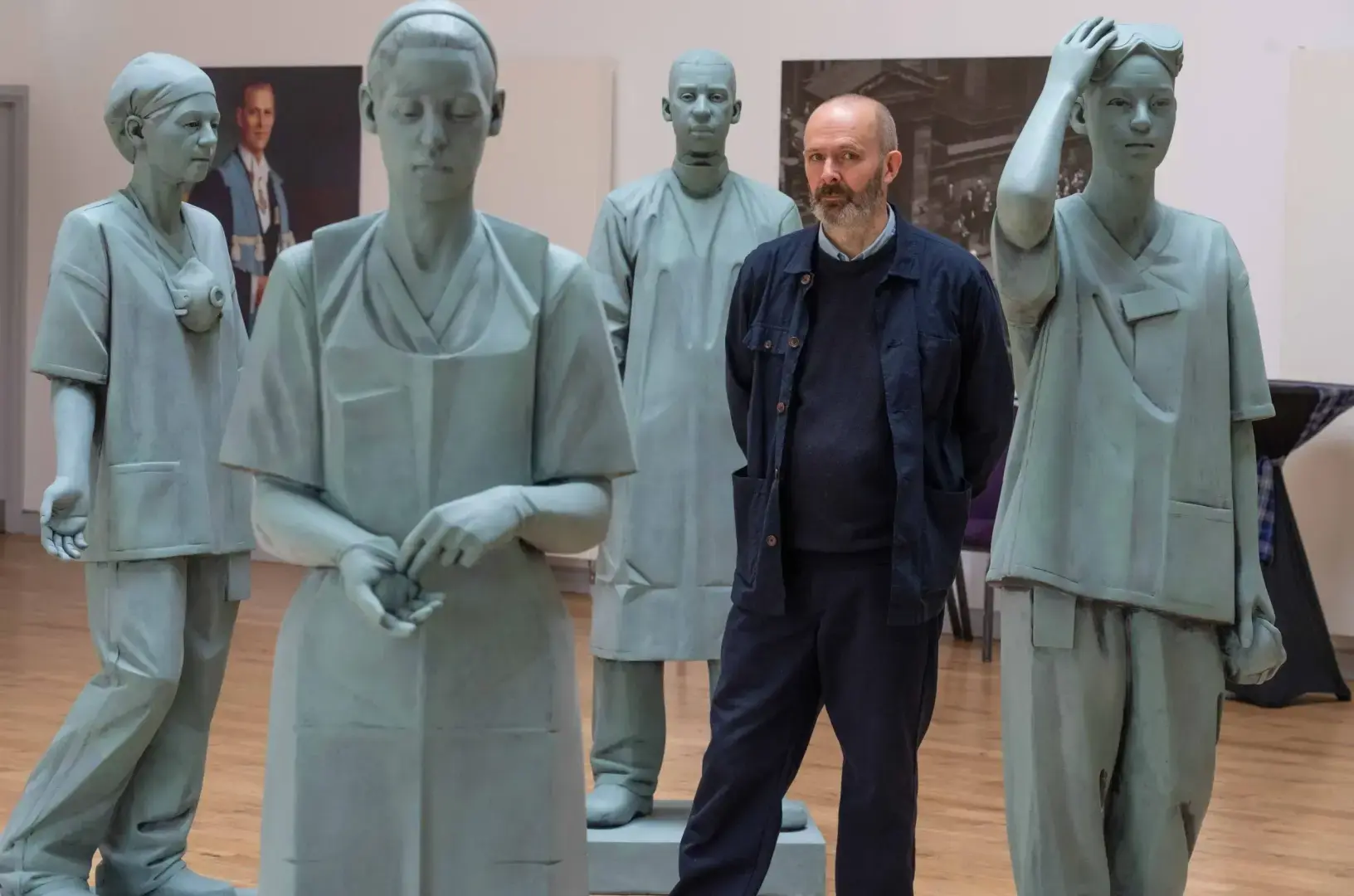 Скульптура «Твой следующий вздох» создана подчеркнуть значимость труда медицинских работников всего мира