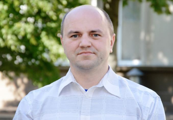 Военному аналитику Егору Лебедку дали 15 суток за «неповиновение».