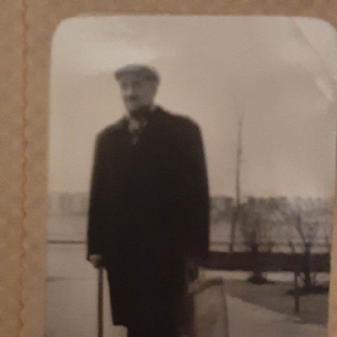 В приложение к рассказам о моём детстве Фотографии времен СССР моих родственников - замечательных и прекрасных людей!