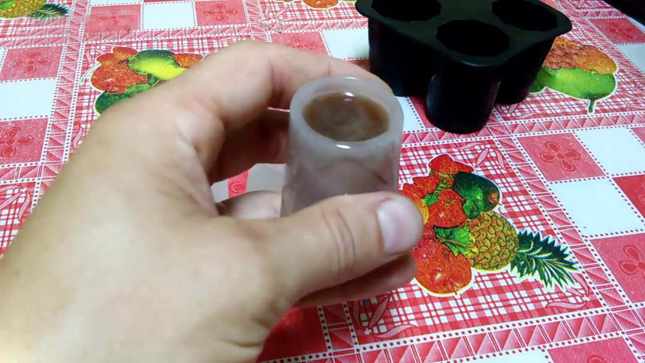 Ледяные рюмки, актуально для лета