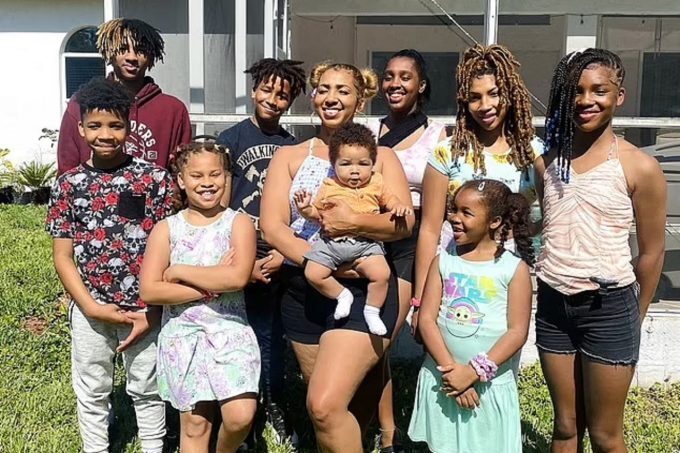 Эшли Кузенс: мать девяти детей отказывается от контрацепции. Она тратит целое состояние на свою семью