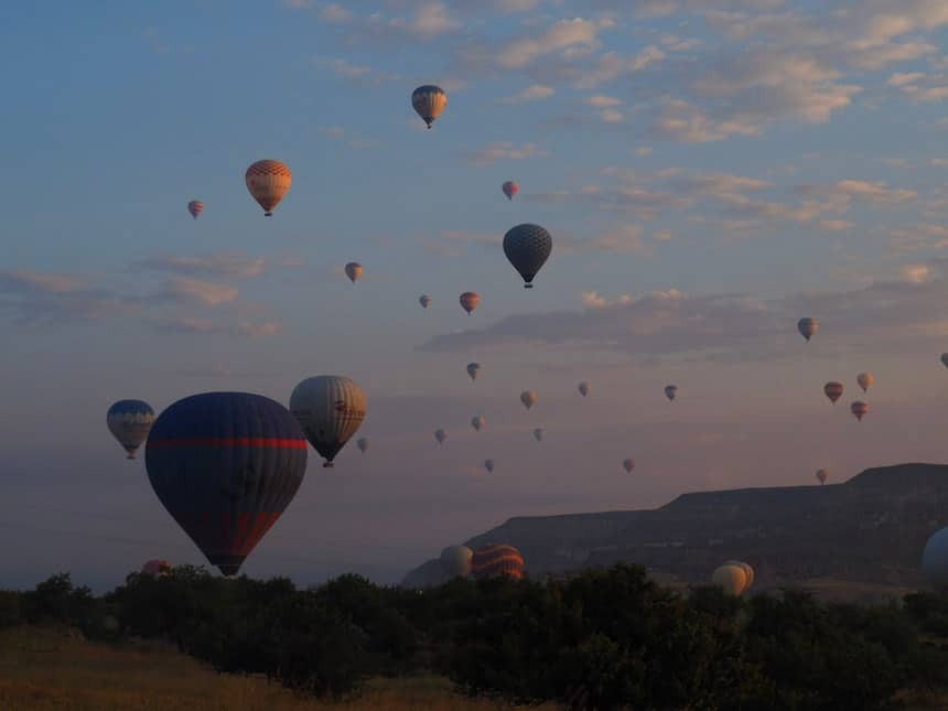 Прежде чем ослепнуть, эти дети видят самые удивительные достопримечательности в мире.