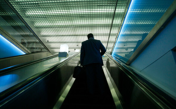 Как по-вашему мнению, какая зарплата должна быть у российского человека?