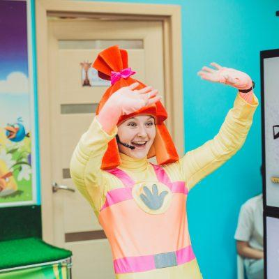 А зачем малышу 1,5 лет делать праздник с аниматором, если заканчивается всё недетским застольем взрослых