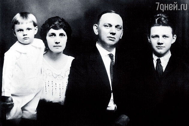 КЕМ БЫЛ ЭДГАР КЕЙСИ?