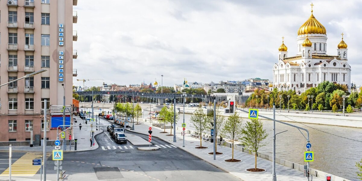 Прогулки по Москве: столичные набережные, строгие и не очень